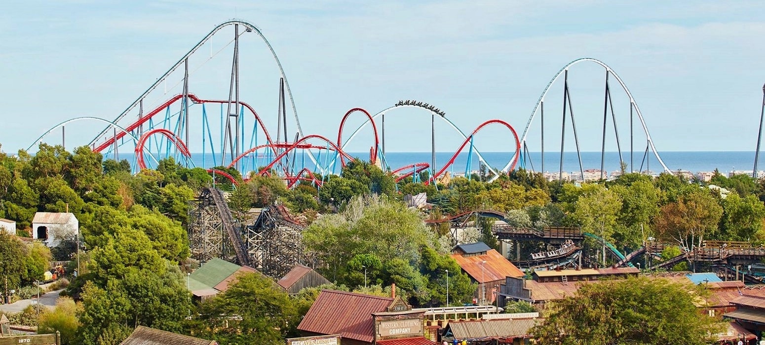 PortAventura roller coaster near Barcelona with private transfer by blinktransfers