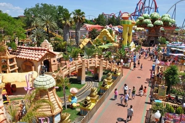 Family area at PortAventura with private chauffeur service from Barcelona by blinktransfers