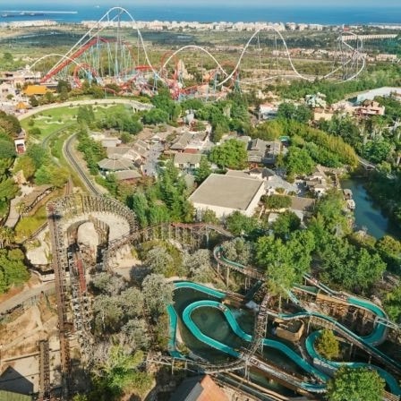Aerial view of PortAventura near Tarragona with chauffeur service blinktransfers