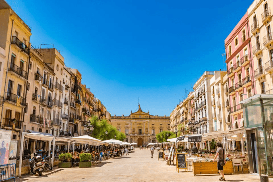 Tarragona city center on a private chauffeur tour by blinktransfers